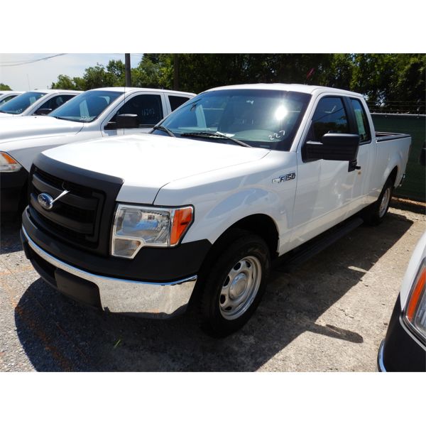 2014 FORD F150 XL Pickup Truck