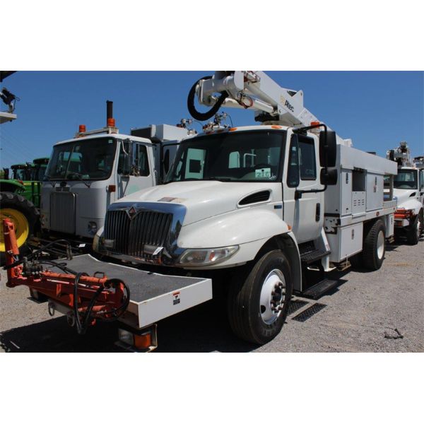 2014 INTERNATIONAL 4300 M7 Bucket Truck