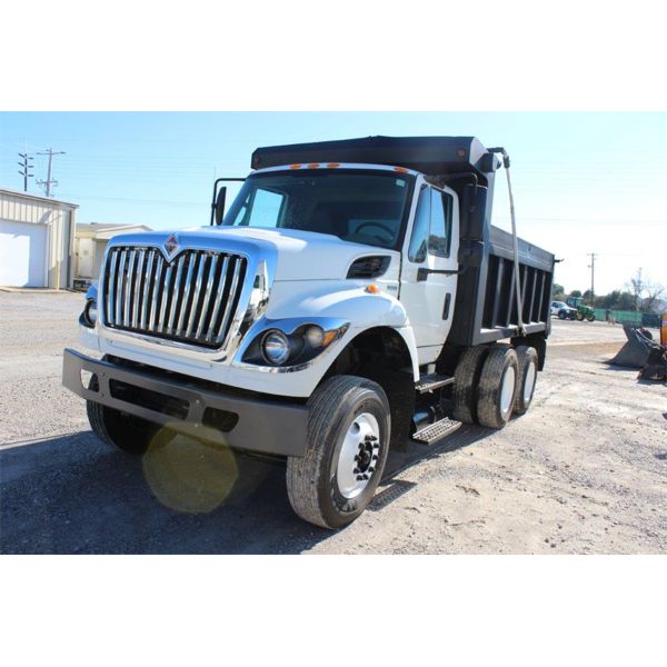 2011 INTERNATIONAL 7400 WORKSTAR Dump Truck