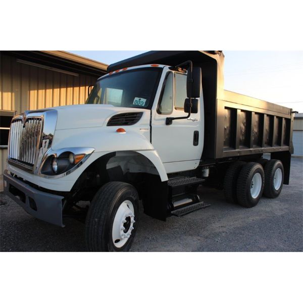 2011 INTERNATIONAL 7400 WORKSTAR Dump Truck