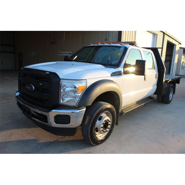 2015 FORD F450 XL Flatbed Truck