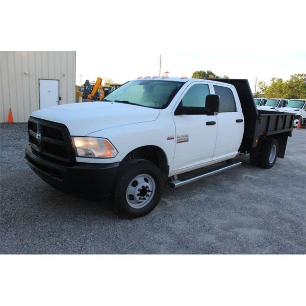 2013 RAM 3500 Flatbed Truck