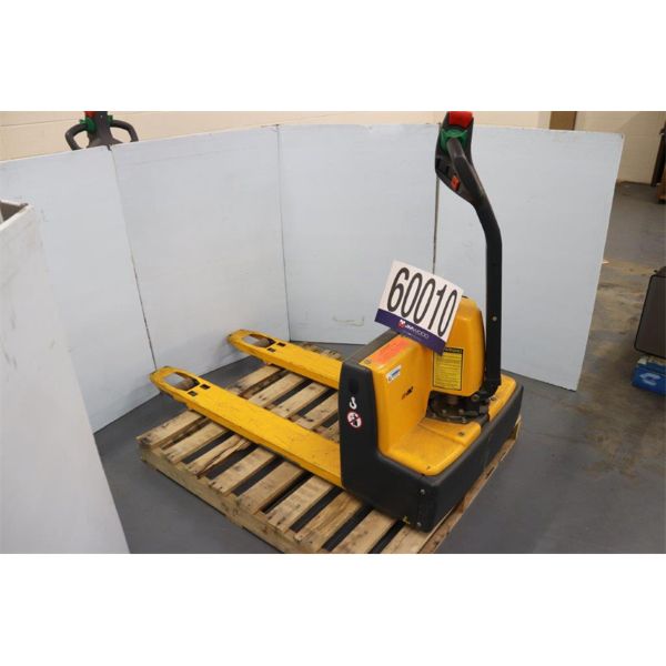 PALLET TRUCK, Selling Offsite: Located in Montgomery, AL