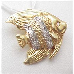 Pendant angel fish with small diamonds