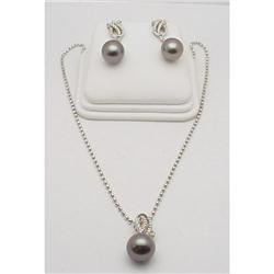 Tahitian Pearl necklace & Earrings