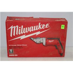 NEW MILWAUKEE 18 GUAGE ELECTRIC METAL SHEER