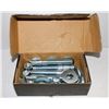 Image 1 : BOX OF 10 WEDGE ANCHORS DRILL SIZE 1"