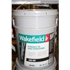 Image 1 : 5 GAL PAIL OF WAKEFIELD HYDRAULIC OIL AW-22