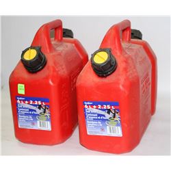 LOT OF 2 SELF VENTING GAS & OIL CANS, 6 LITRE