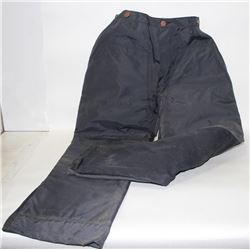 PAIR OF TIMBER KING KEVLAR PANTS SIZE 32 X 34