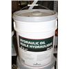 Image 1 : 18.93 LITRE PAIL OF WAKEFIELD HYDRAULIC OIL AW-32
