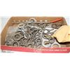 Image 1 : FLAT OF ASSORTED SIZED EYE BOLTS