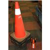 Image 1 : LOT OF 5 ORANGE TRAFFIC CONES, 28" TALL, COMES
