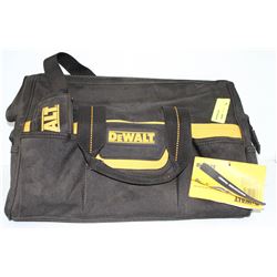 DEWALT 16" TRADESMAN TOOLBAG