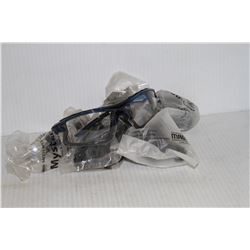 FLAT OF ASSORTED SAFETY GLASSES