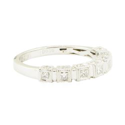 0.70 ctw Diamond Ring - 18KT White Gold