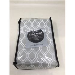 Total Blackout Geometric Design Curtain Panel (52in x 84in)