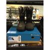 Image 1 : Columbia Women's Size 6 Boots