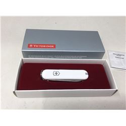 NEW IN BOX Victorinox swiss army white pocket knife