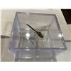 Image 1 : Mounted Large Dragonfly in acrylic case
