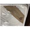 Image 2 : KING SIZE MATTRESS WITH LINENS