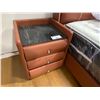 Image 2 : KING SIZE (75" WIDE) RED / BROWN LEATHER BED WITH 2 MATCHING NIGHT STANDS