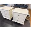 Image 2 : KING SIZE, FLORAL PRINT BED WITH 2 NIGHT STANDS