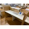 Image 2 : MAPLE RECEPTION COUNTER, 71" WIDE