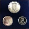 Image 2 : 1776-1976 UNITED STATES BICENTENNIAL SILVER PROOF COIN SET