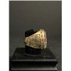 Image 2 : LOS ANGELES LAKERS 2020 "JAMES" CHAMPIONSHIP REPLICA RING "KOBE THIS IS FOR YOU"