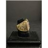Image 2 : LOS ANGELES LAKERS 2020 "JAMES" CHAMPIONSHIP REPLICA RING