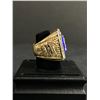 Image 2 : ATLANTA BRAVES M.L.B 1999 "BOONE" CHAMPIONSHIP REPLICA RING