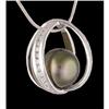 Image 1 : 14KW Gold Tahitian Pearl / Diamond Pendant