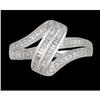 Image 1 : 10KW Gold Beautiful .35ct Diamond Right Hand R