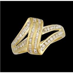 10KY Gold  Diamond Right Hand Fashion Ring