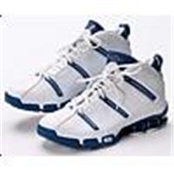 2005 Kevin Garnett Minnesota Timberwolves Game-Used Sneakers