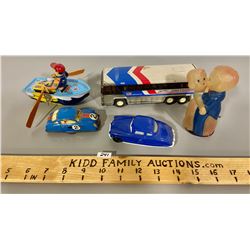 LOT OF 5 VINTAGE TOYS