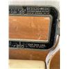 Image 2 : VINTAGE MEDICAL OFFICE WEIGHT SCALE - DETECTO-MEDIC