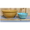 Image 2 : LOT OF 2 CERAMIC MIXING BOWLS