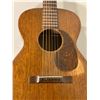Image 5 : 1935 MARTIN GUITAR MODEL 017 WITH ORIG CASE. S/N 61398.