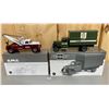 Image 1 : LOT OF 2 FIRST GEAR TRUCKS - 1/34 DIECAST - GMC TOW & US MAIL TRUCKS