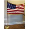 Image 1 : United States of America Flag on Pedestal Base (damage where pole meets the base)