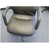 Image 2 : HON Company Executive Office Rolling Armchair Muscatine IA52761