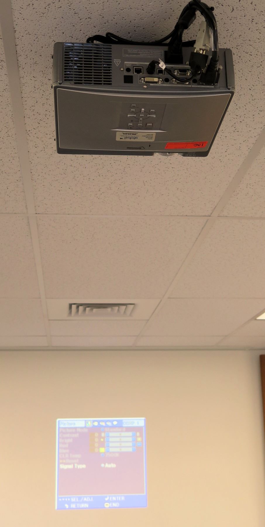 Global Presenters Sharp Notevision Digital Video Projector (ceiling ...