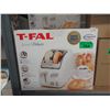 Image 1 : New T-Fal Deluxe Wide Slot 2 Slice Toaster