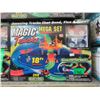 Image 1 : 3 New Glow In The Dark Magic Tracks Mega Sets