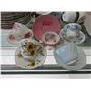 Image 1 : 5 Vintage English Bone China Tea Cups & Saucers