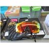 Image 1 : 3 New Heat Wave Lazer Face Sunglasses