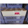 Image 1 : 3 Cases of MadeGood Chocolate Chip Granola Bars