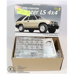 AMT ERTL 1996 CHEVROLET BLAZER LS